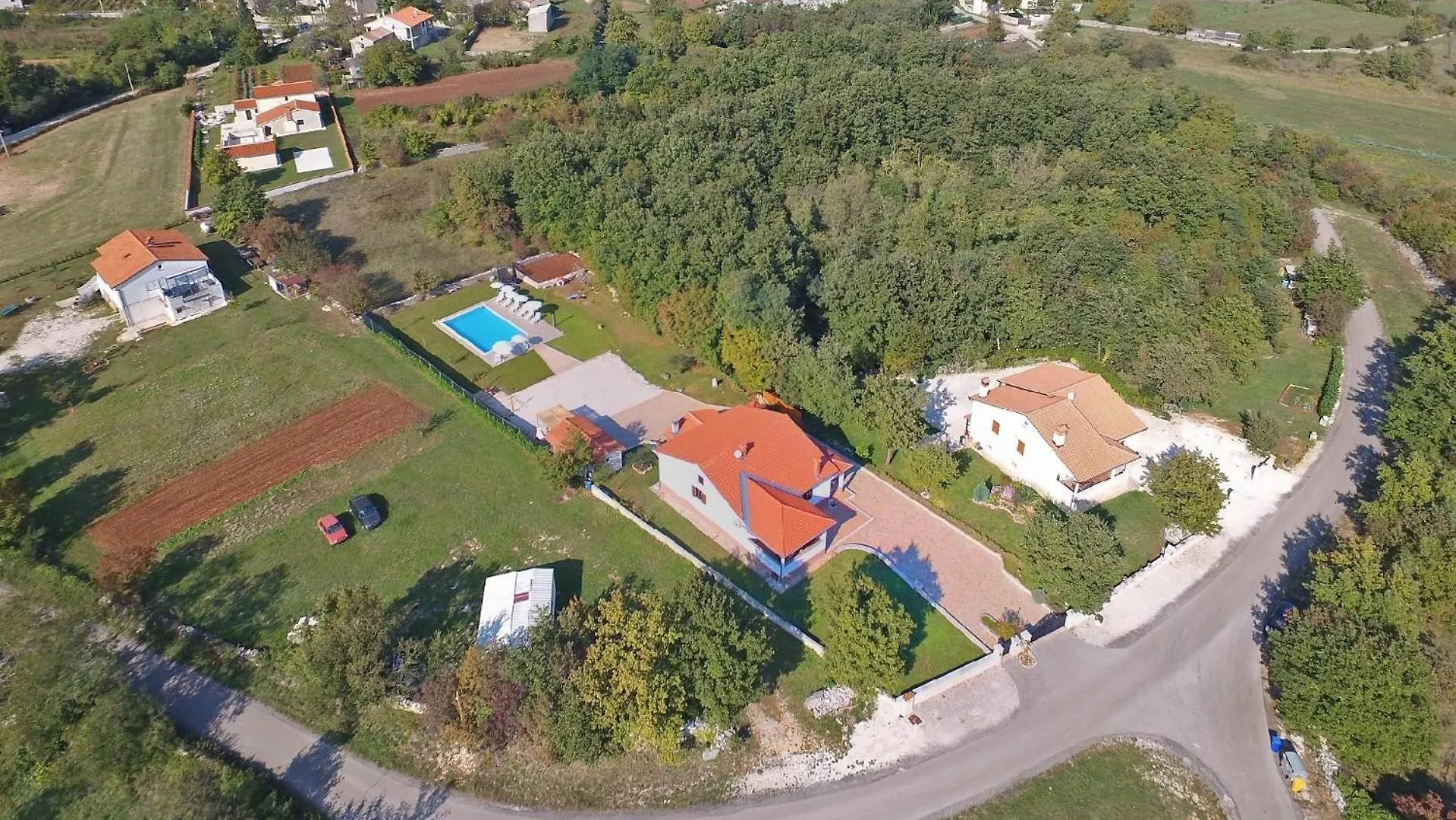 Ferienwohnung Fuer 8 Personen Ca 120 Qm In Modrusani, Istrien Binnenland Von Istrien Žminj Apartmán